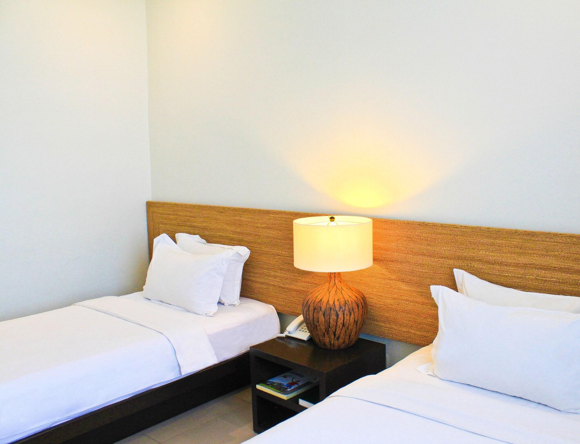 Azia Suites And Residences Cebu Exterior photo